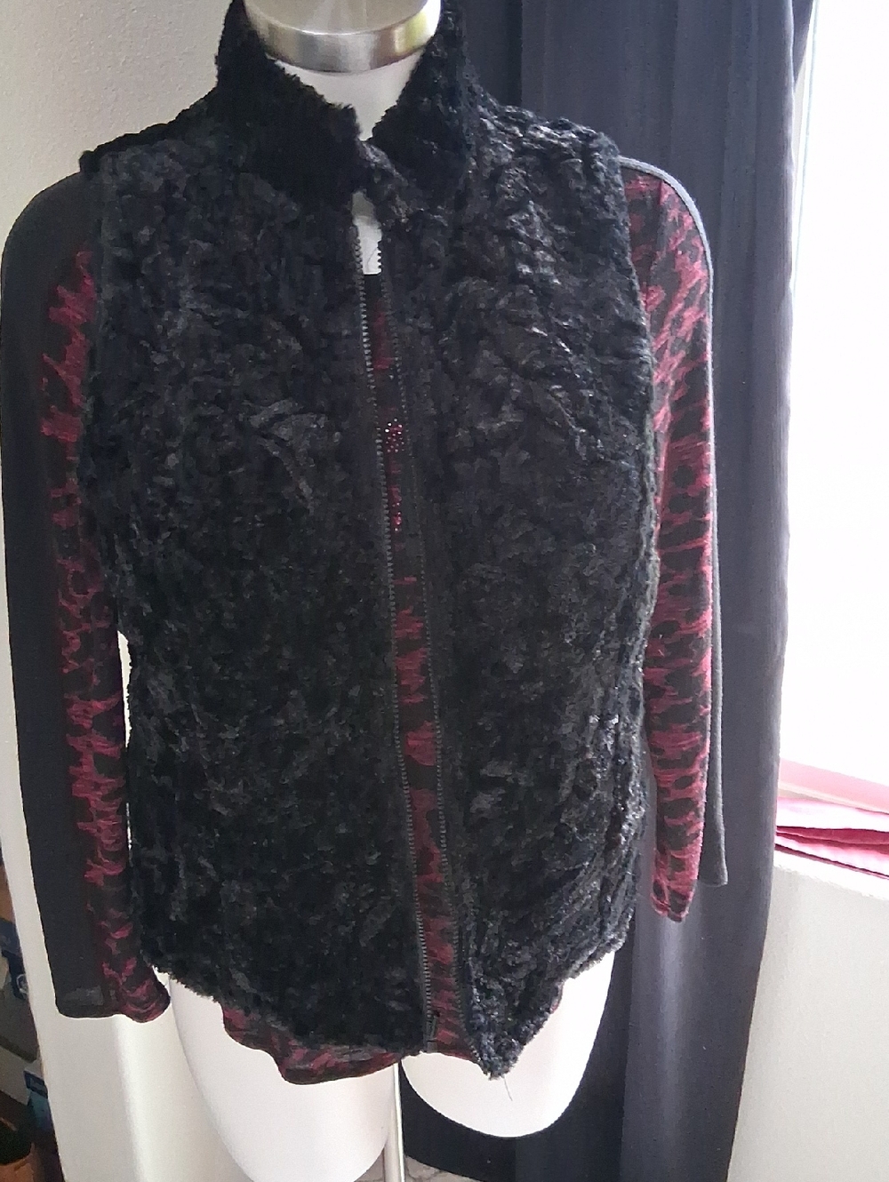 Black Faux Fur Zip-Front Vest - Women Reversable To Flat Fabric ( Water Resista)